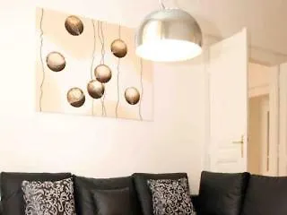 Apartment Templova Prag