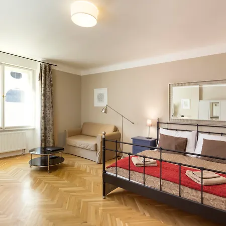 Apartment Templova *